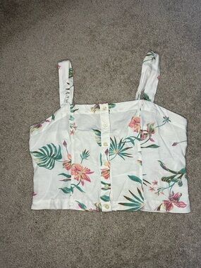 Levi’s White Floral Button-Front Cropped Tank Top